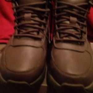 Air Max Goaterra 2.0 Boot

Size 8 #916816-300
